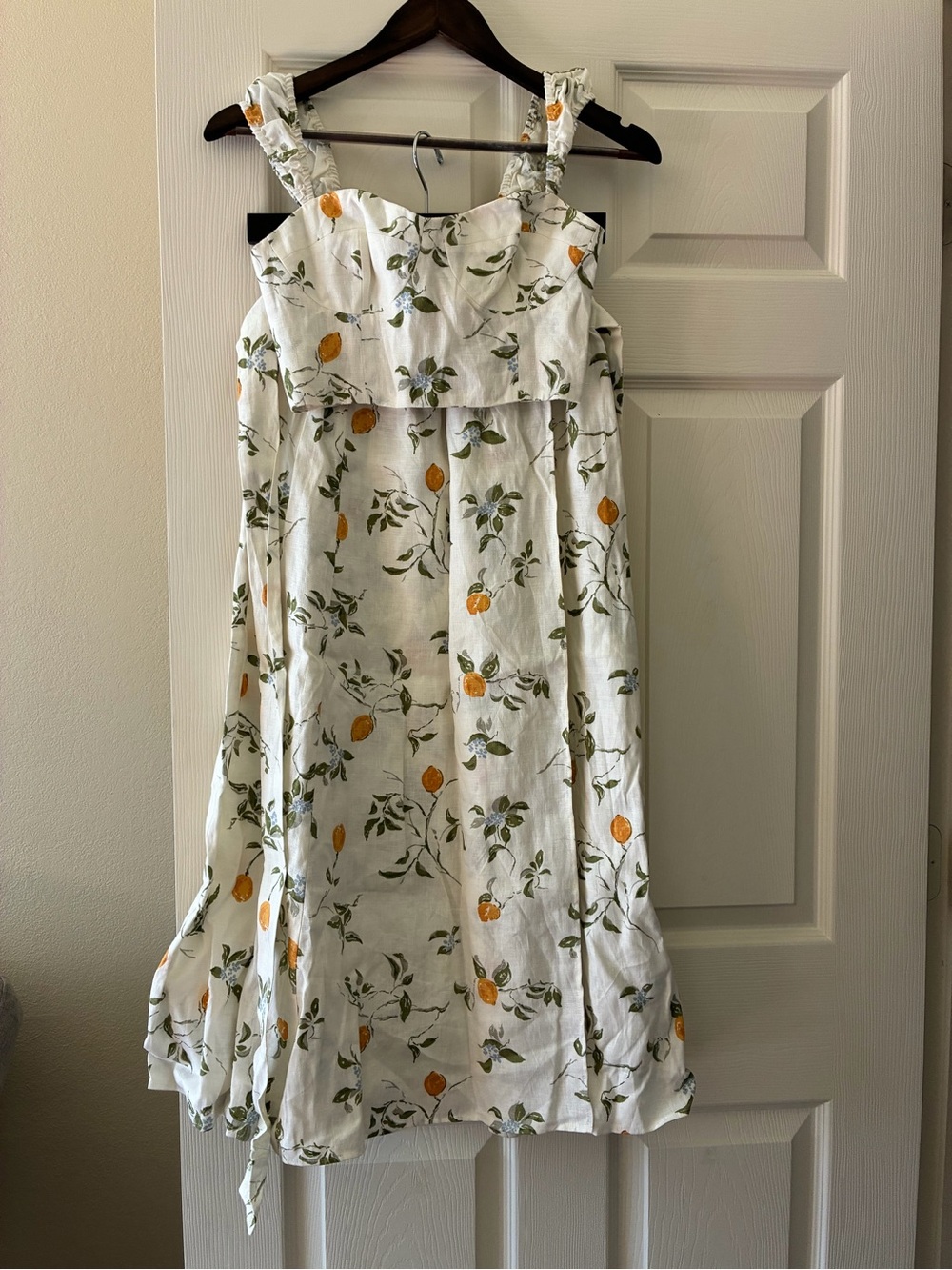 Reformation 100% Linen Set with Yellow Lemon Print - Picture 1 of 5